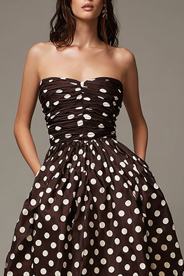 Robe mi-longue trapèze à pois en satin satin marron foncé